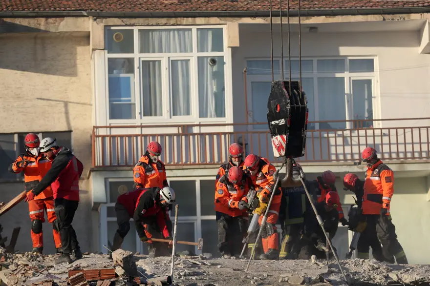Elazığ deprem bölgesinden son görüntüler 4 Elazığ deprem bölgesinden son görüntüler 4
