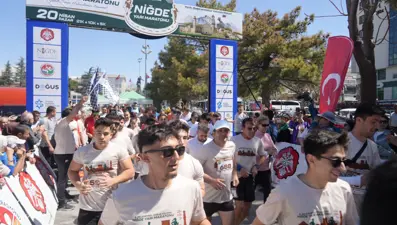 Doğuş Holding Niğde Yarı Maratonu'nda 518 sporcu yarıştı