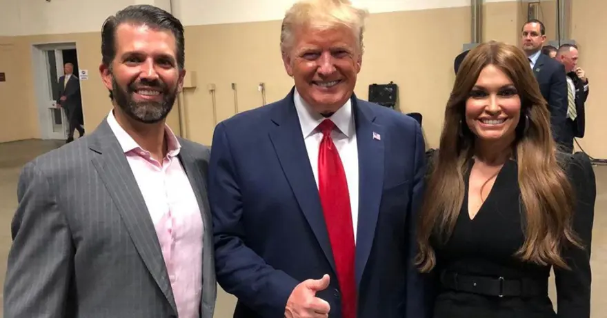 ABD Başkanı Trump’un oğlu Trump Jr’ın sevgilisi virüse yakalandı 