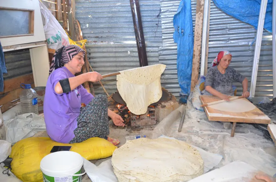 Bir kilo undan 500 tane çıkıyor! Antalyalıların vazgeçilmez lezzeti: Kış boyunca bayatlamıyor 2