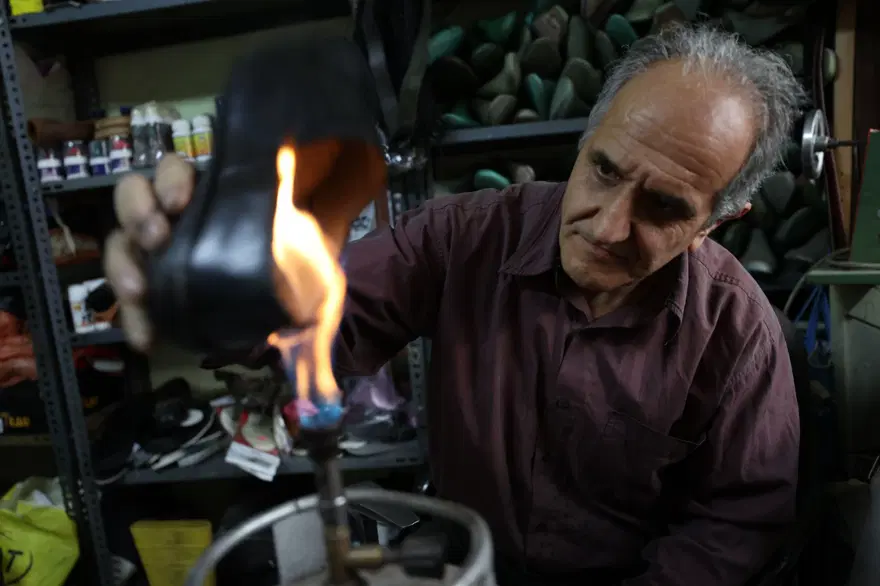 2001 krizinde ayakkabı fabrikası battı: Şimdi tamircilik yapıyor 7 2001 krizinde ayakkabı fabrikası battı: Şimdi tamircilik yapıyor 7