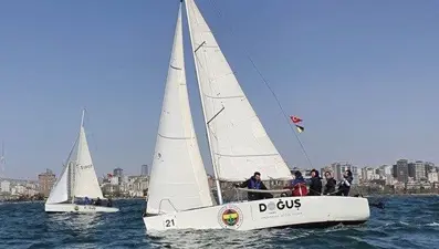Yelkenin yıldızları İstanbul'da