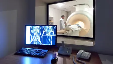 MR ve BT sınırlaması için açıklama: Amaç hekimin istem yapmasını engellemek değil