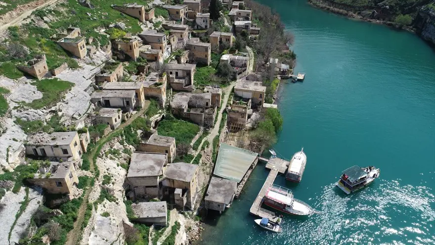 halfeti, rumkale, birecik baraj gölü, savaşan köyü, halfeti tekne turu, şanlıurfa gezilecek yerler 13