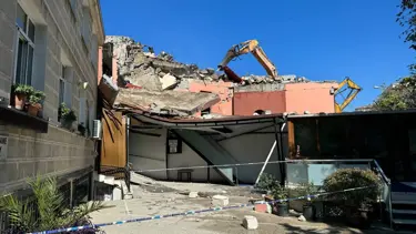 Kadıköy'de kentsel dönüşümdeki binada çökme