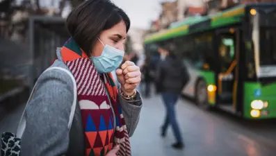 Uzmanından Covid-19 öksürüğünün ayırt edilmesine ilişkin uyarı