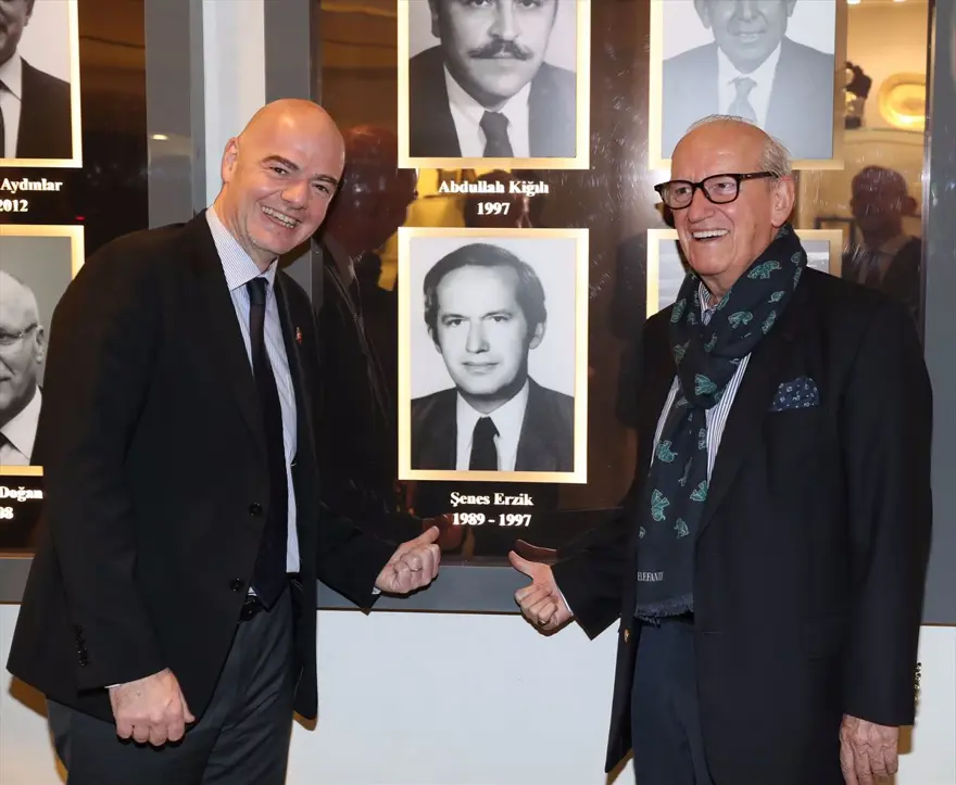 FIFA Başkanı'ndan TFF'ye ziyaret 6