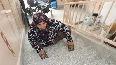 63 yıldır sürünen Hatice teyzenin yürek yakan dramı: Aylık 6 bin TL ile geçiniyor