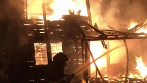 Ordu'da iki katlı ahşap evde yangın