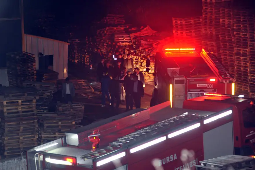 Bursa'da su dolum tesisinde yangın 5