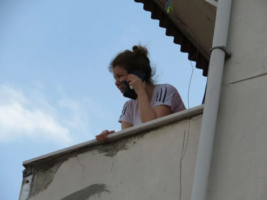 Ataşehir'deki yangında can pazarı: 3'ü çocuk 11 kişi kurtarılmayı bekledi 4