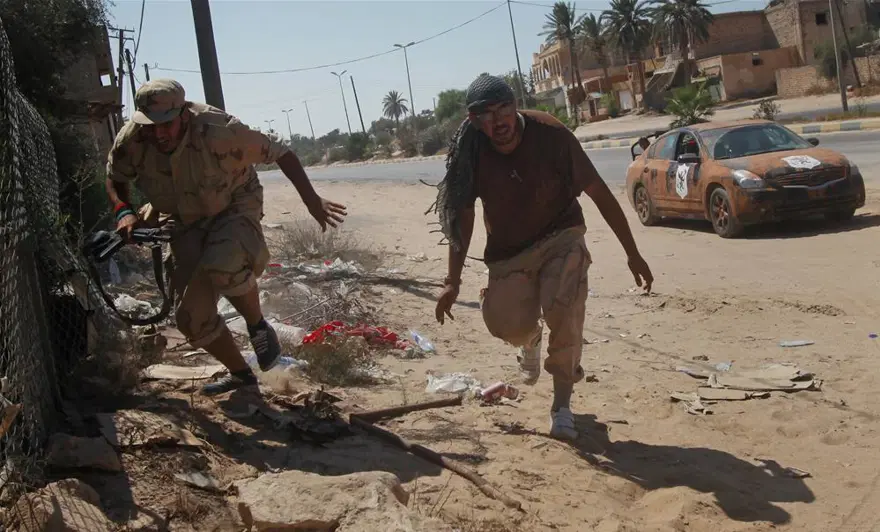 Kaddafi'nin kalesi düştü 29 Kaddafi'nin kalesi düştü 29