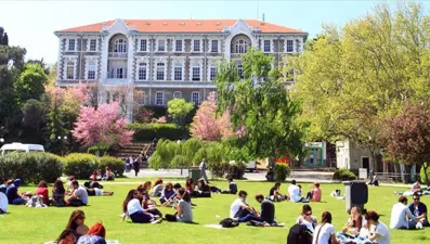 Boğaziçi Üniversitesi'nde iki fakülte kapatıldı