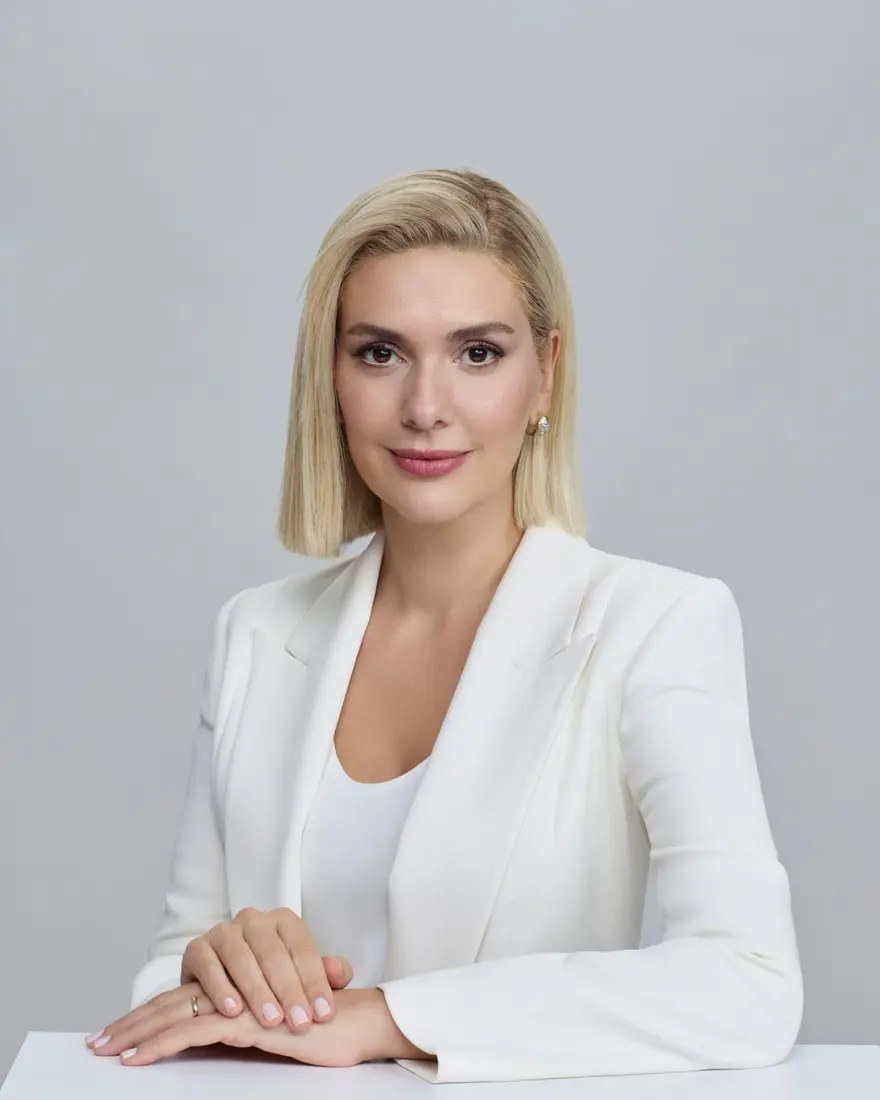 Burak Özçivit'ten yeni imaj: Tatil başlar  (Ünlülerin değişimi) 117