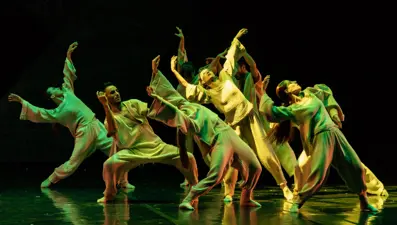 Dans Adrenalin programının dünya prömiyeri AKM'de yapıldı