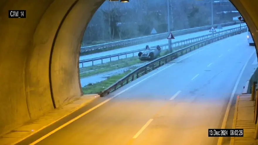 Tünel çıkışında feci kaza: 1 yaralı 1