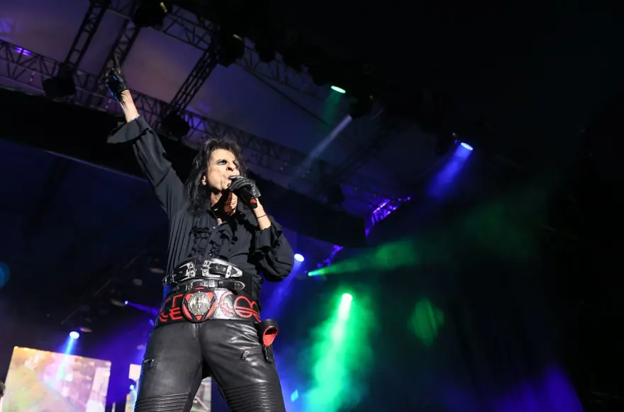 Johnny Depp'li Hollywood Vampires grubu İstanbul'da konser verdi 25