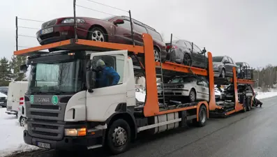 Letonya'da alkollü sürücülerin araçları Ukrayna'ya gönderiliyor