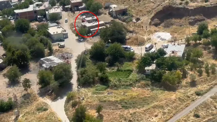 ÇAPRAZ SORGUDA İTİRAF ETTİ 3 ÇAPRAZ SORGUDA İTİRAF ETTİ 3