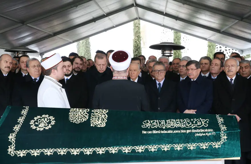 Yavuz Yılmaz son yolculuğuna uğurlandı 48 Yavuz Yılmaz son yolculuğuna uğurlandı 48