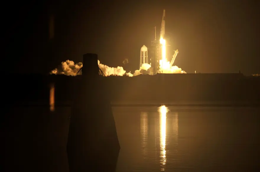 SpaceX ve NASA'dan uzaya ilk "operasyonel" mürettebatlı uçuş 15