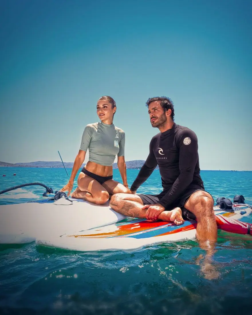 Hande Erçel ile Barış Arduç üçüncü kez aynı projede 5