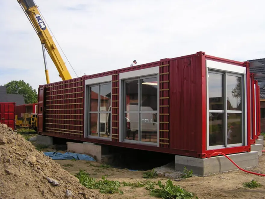 Daha sonra beton zemin üzerine yerleştiriliyor 15