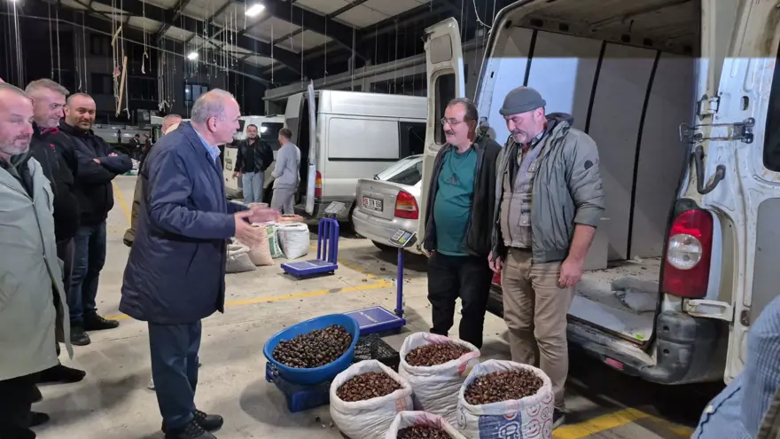 "TÜRKİYE'NİN HER YERİNDEN ALMAYA GELİYORLAR" 6