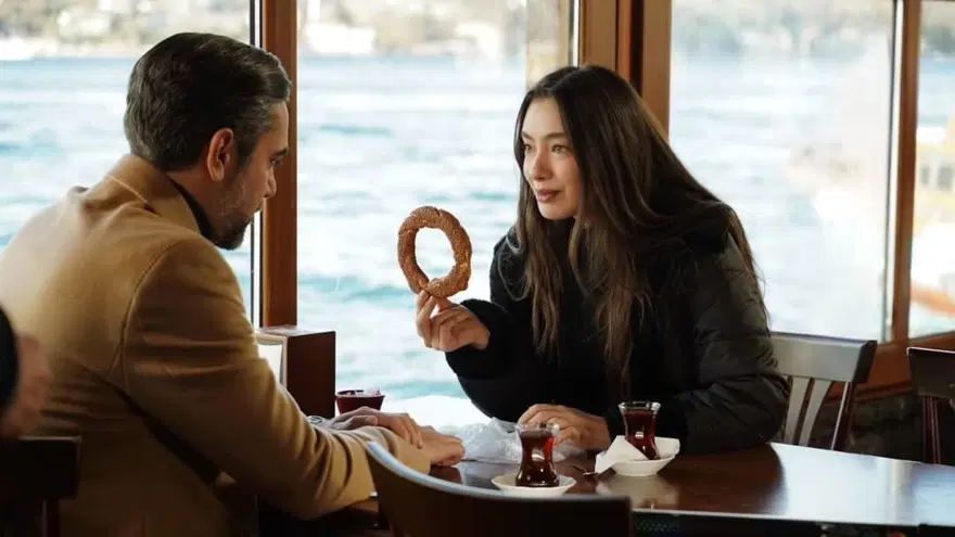 "BENİMLE EVLENİR MİSİN KAZIM?" 8 "BENİMLE EVLENİR MİSİN KAZIM?" 8