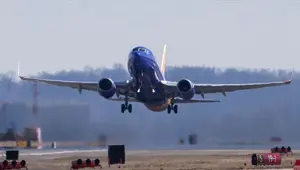 Boeing, on binlerce çalışanını zorunlu izne çıkartıyor