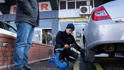 Hatalı lastik basıncı kaza yaptırıyor