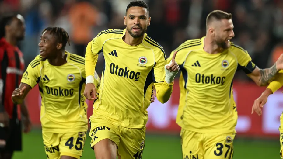 Fenerbahçe'de üçüncü ayrılık gerçekleşiyor, satın alma opsiyonu eklenirse "Evet" diyecekler