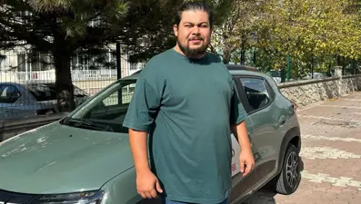 Elektrikli aracıyla kaza yapmıştı... Şarj kablosunu bahane eden sigorta şirketine şok!