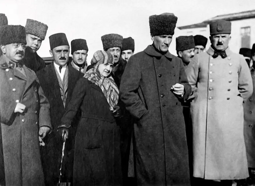Cumhuriyet 102 yaşında! Dijital restorasyonla yenilenmiş 100 Atatürk fotoğrafı 72