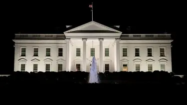 Trump Midas sendromu yaşıyor. Beyaz Saray'ı altınla doldurmaya devam ediyor: "Yabancı liderler çıldırıyor"