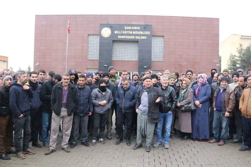 İş kurası ertelenince tepki gösterdiler 3
