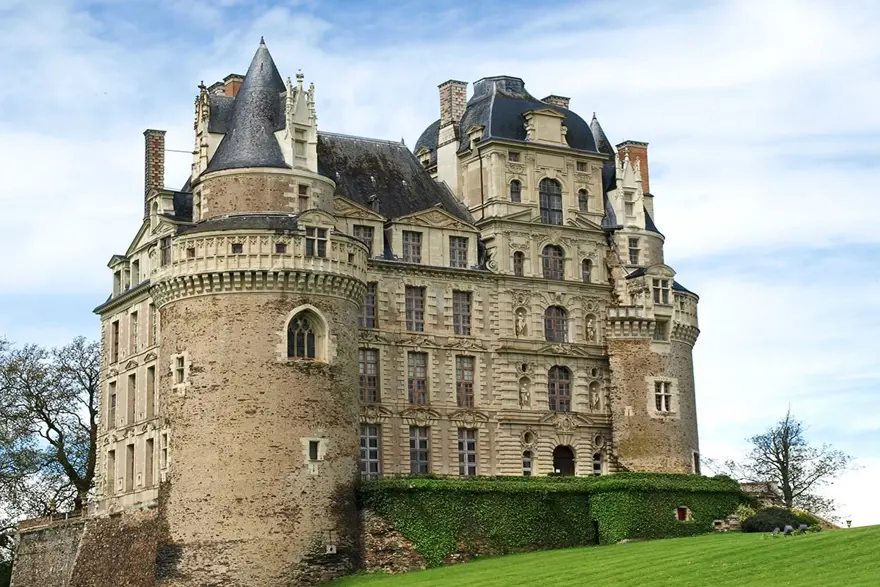 hayalet hikayeleri, perili evler, hayaletli evler, gizemli yerler, gizemli evler 9