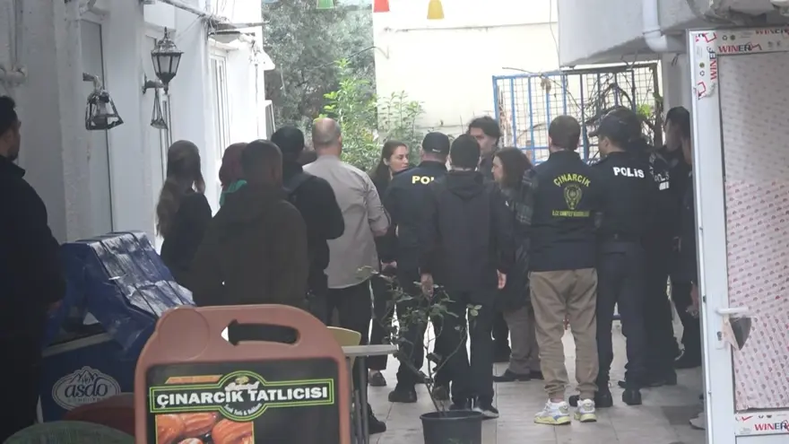 Güllü'nün ölümü soruşturmasında yeni gelişme: Otopside başkasına ait DNA çıkmadı 1 Güllü'nün ölümü soruşturmasında yeni gelişme: Otopside başkasına ait DNA çıkmadı 1