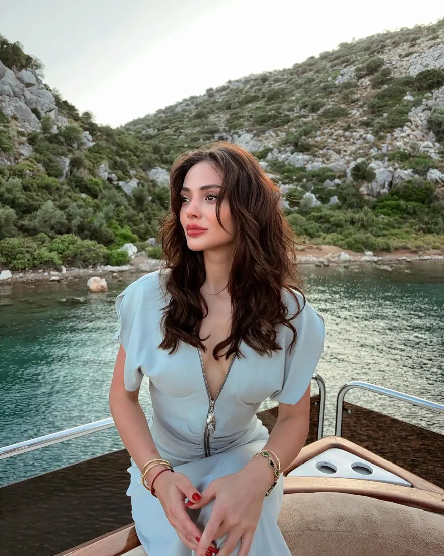 Rabia Soytürk sevgilisi Samet Vuruşan'dan evlilik teklifi aldı 3