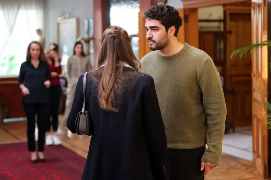 SEYRAN'DAN FERİT'E: KİME ÖFKELİSİN BU KADAR? 9 SEYRAN'DAN FERİT'E: KİME ÖFKELİSİN BU KADAR? 9