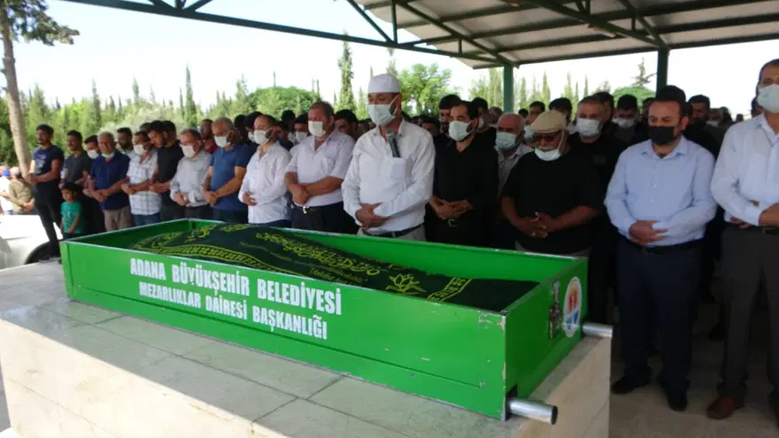 KAZA YENİ ŞUBEDEN DÖNÜŞTE GERÇEKLEŞTİ 4 KAZA YENİ ŞUBEDEN DÖNÜŞTE GERÇEKLEŞTİ 4