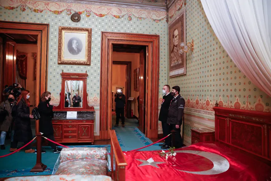 Büyük Önder Atatürk Dolmabahçe'de anıldı 14