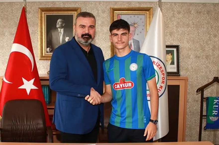 Süper Lig'de en az süre alan transferler: İmzayı attılar kulübede oturdular! 7