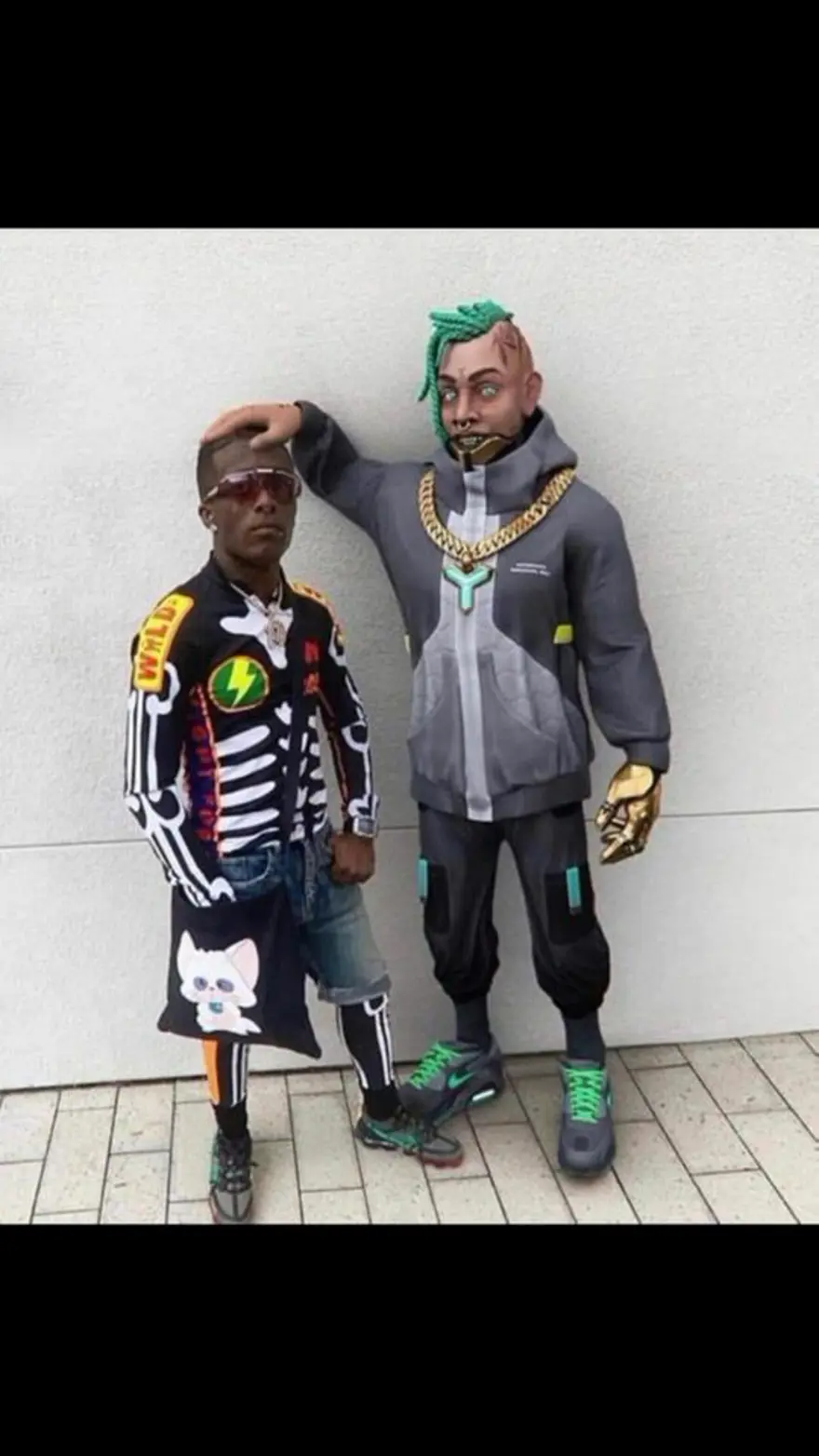 Robot rap şarkıcısı tuvalet NFT’sini 6500 dolara sattı 4