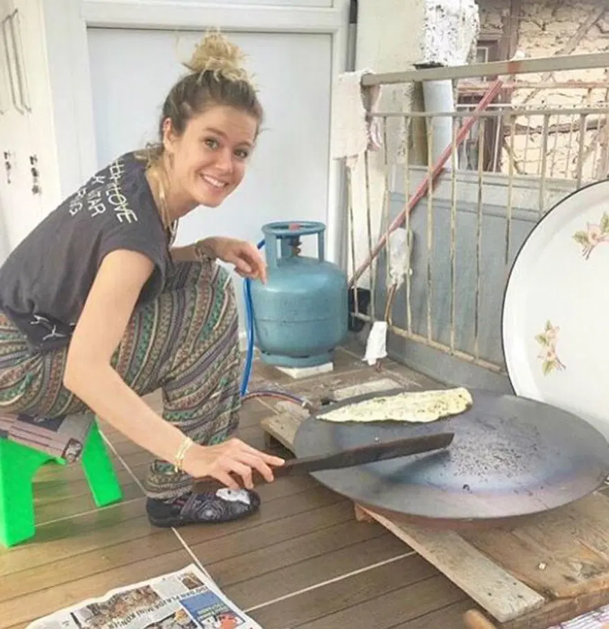 Serenay Sarıkaya: Yaz bitmedi bitemez (Ünlü isimlerin tatil paylaşımları) 32