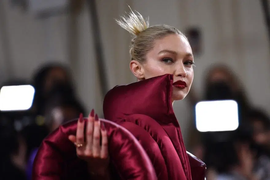 Gigi Hadid Twitter hesabını sildi: Nefret ve bağnazlığın çöplüğü 2