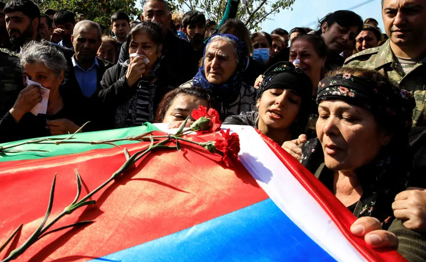 Azerbaycan Türkleri, Ermeni saldırılarına direnmeye devam ediyor 