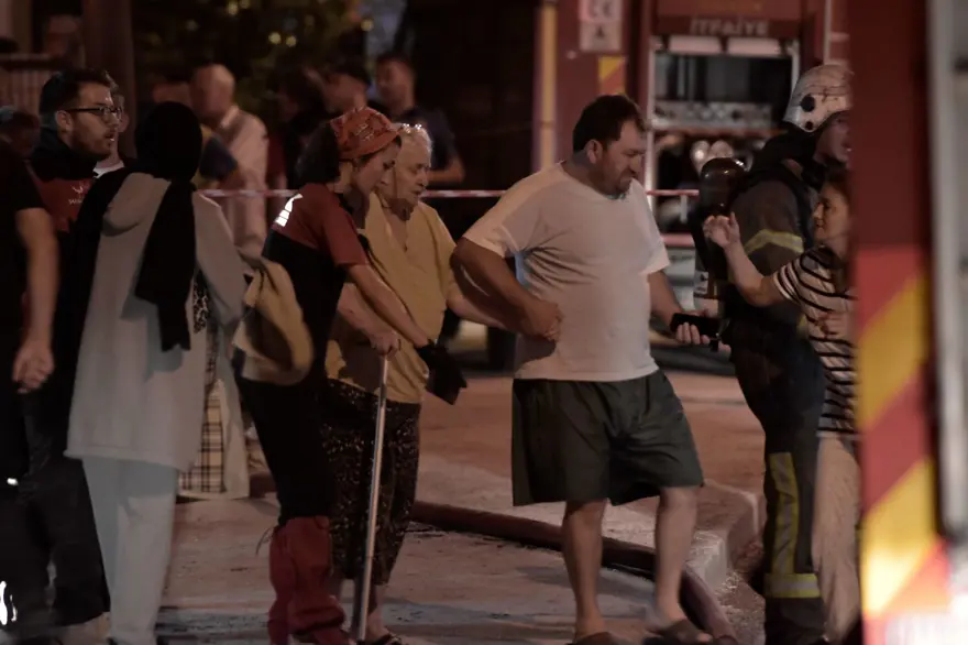 Bursa'da tarihi fabrikada korkutan yangın 19 Bursa'da tarihi fabrikada korkutan yangın 19