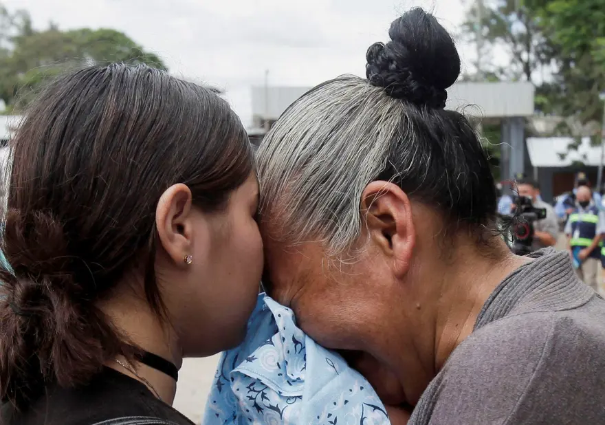 Honduras'ta kadınlar hapishanesinde kavga: Ölü sayısı arttı 7 Honduras'ta kadınlar hapishanesinde kavga: Ölü sayısı arttı 7