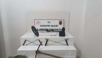 Definecilere suçüstü: Kaçak kazı yapan iki kişi gözaltında